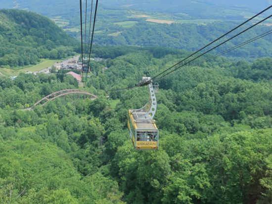 札幌発 支笏湖＆洞爺湖 日帰りバスツアー 有珠山ロープウェイも乗車＜昼食付きプランあり／1名から催行／札幌駅前発着＞