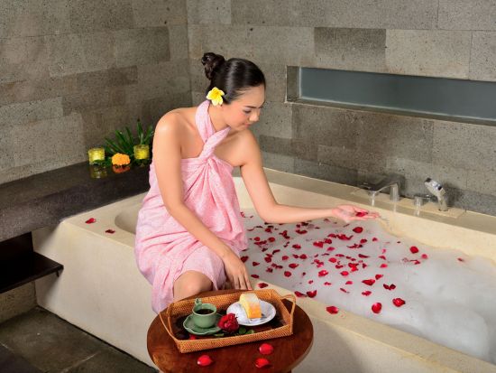 リアンスパ プレミアム「LiANG Spa Premium」空港から15分のホテル内スパ！空港お迎え・お送りプラン有＜日本語可／軽食付あり／ジンバラン地区＞