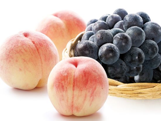 OKMP55N桃と広島三次ピオーネ (2)