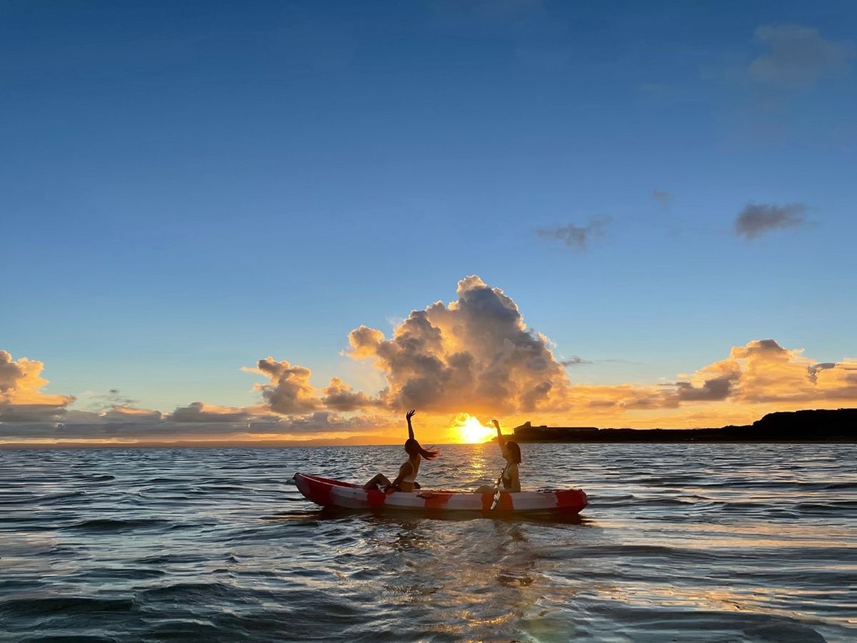 カヤック サンセットカヤック体験 石垣島が誇る海の上から沈みゆく夕日を見