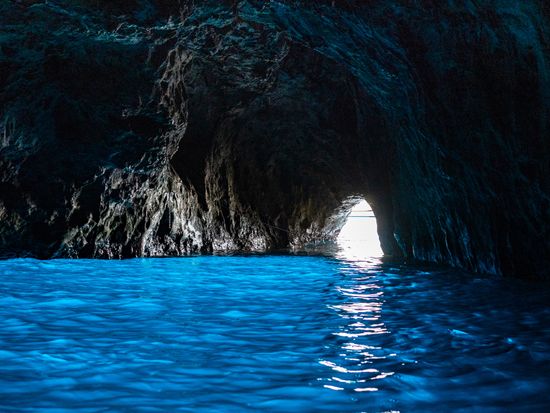 Italy_Capri_shutterstock_1129765505