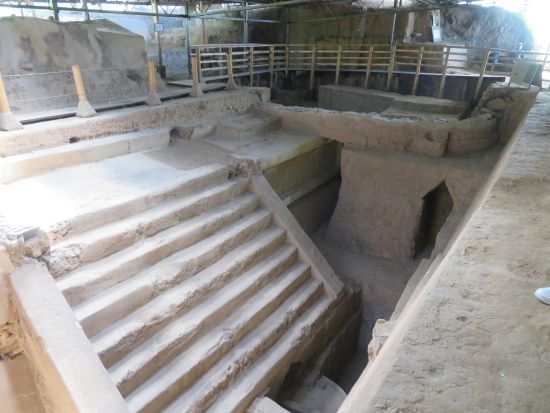 カミナルフユ遺跡半日観光ツアー＜日本語または英語ガイド／グアテマラシティ発＞