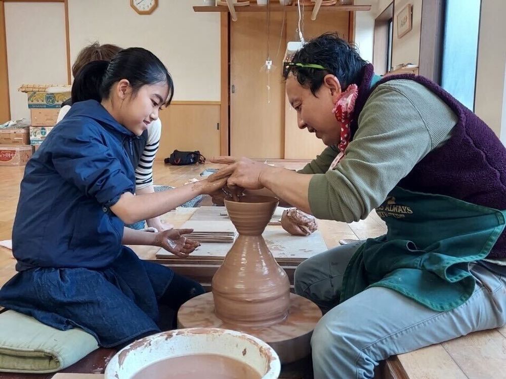山口県伝統工芸品「萩焼」作陶体験 作家・波多野英生氏に習う陶芸体験 