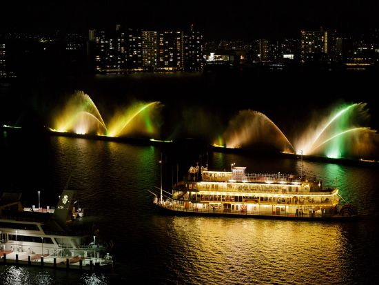 ミシガンナイトクルーズ 湖上で過ごすロマンティックなひととき♪＜90分／大津港発＞