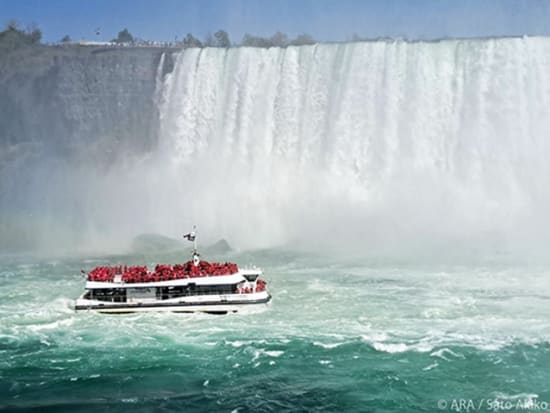 Niagara-City-Cruises-01-600