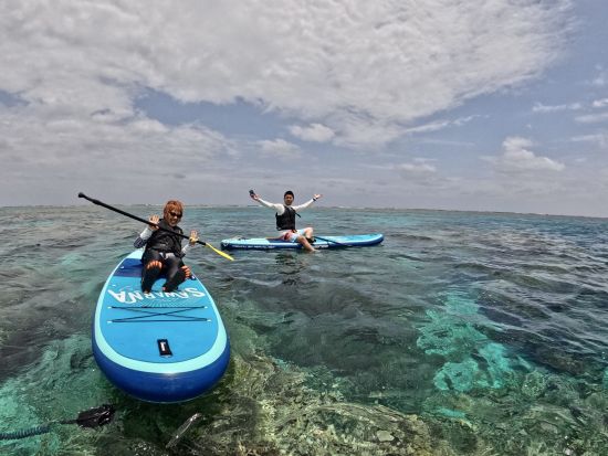 【貸切】シニア世代の参加OK　ウミガメシュノーケリング or SUP（スタンドアップパドル）ツアー 家族や3世代の参加におすすめ＜GoPro写真付き／宮古島＞