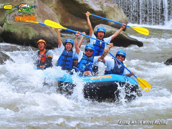 アユン川 ラフティングツアー　選べる午前または午後コース ＜食事付き／英語ガイド＞