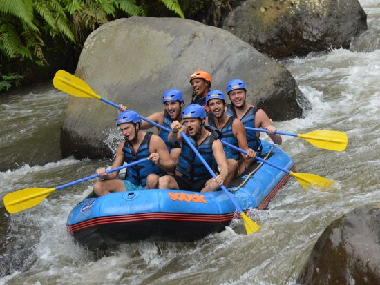 アユン川 ラフティングツアー　選べる午前または午後コース ＜食事付き／英語ガイド＞