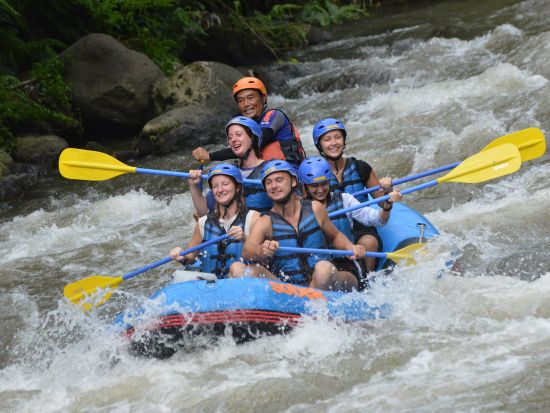 アユン川 ラフティングツアー　選べる午前または午後コース ＜食事付き／英語ガイド＞