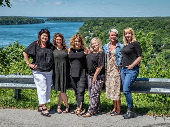 ナイアガラの滝＆ナイアガラ・オン・ザ・レイク　1日観光ツアー ＜貸切／英語ドライバーガイド／ナイアガラ地域発＞