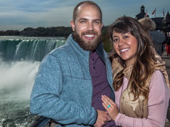 ナイアガラの滝＆ナイアガラ・オン・ザ・レイク　1日観光ツアー ＜貸切／英語ドライバーガイド／ナイアガラ地域発＞