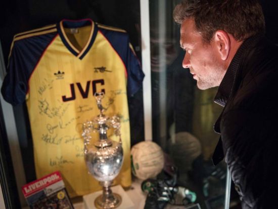 アーセナル本拠地 エミレーツスタジアム見学ツアー　ミュージアム入場付き ＜日本語オーディオガイドあり＞