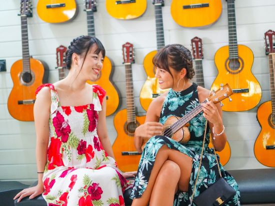 カフェラウンジ利用サービス＋マクタン島観光ツアー（ディナー付き）　ベルスパ「VEL SPA」付きプラン選択可＜ホテルお迎え＆空港お送り付き＞