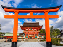 Fushimi Inari Taisha_Gate_shutterstock_281364698