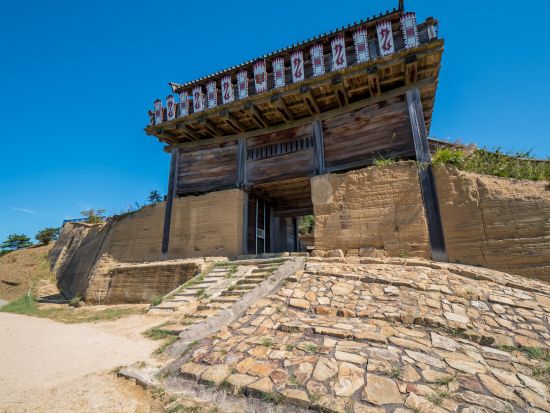貸切観光タクシー 桃太郎伝説ゆかりの地「吉備路」吉備津神社で岡山の歴史を紐解く旅 空港送迎も可＜2時間／1～9名／岡山・倉敷発着＞by倉敷タクシー