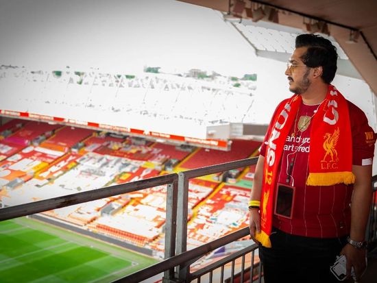 The_Liverpool_FC_Stadium_Tour_Main_Stand_d6iwbg