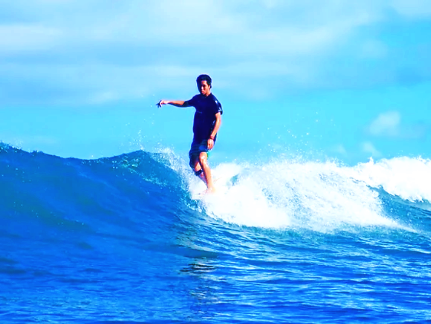 サーフィンガイド ボートエントリー(貸切)コース 貸切ボートで沖縄の海