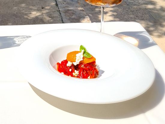 コプン (Kopun)  食事券＆事前予約サービス☆聖イグナチオ教会前の人気レストラン＜ランチまたはディナー／ドブロブニク旧市街＞