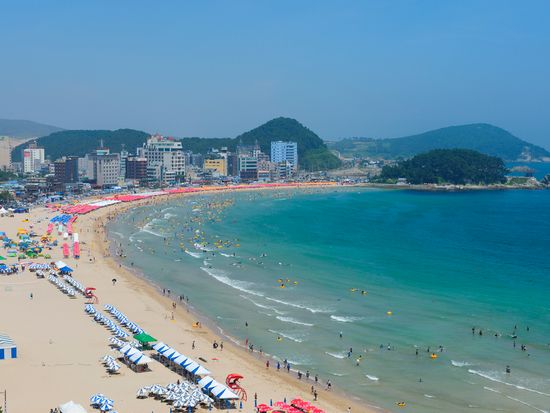 Korea_Busan_Haeundae Beach_pixta_31174870
