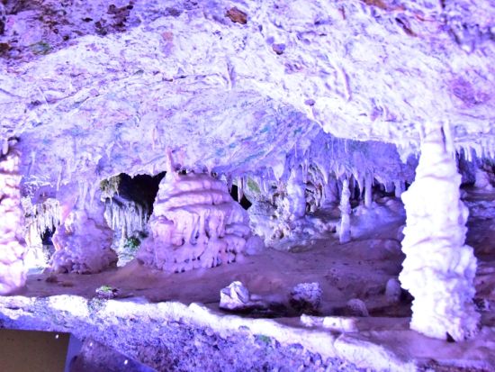 鍾乳洞セット券 高山濃飛バスセンターから鍾乳洞口間の往復バス＋飛騨大鍾乳洞入場券＜高山市＞