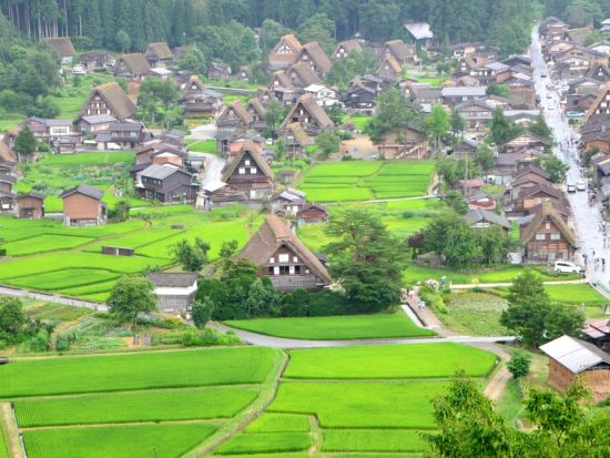 白川郷合掌造り民家園セット券 高山濃飛バスセンターから白川郷間の往復バス＋白川郷合掌造り民家園の入園券＜高山市＞