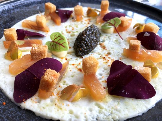 『睡蓮』で有名なモネの家と庭園＆可愛いジヴェルニー村プレミアムツアー ミシュラン1つ星セーヌ川の絶景レストラン昼食付＜日本語／専用車貸切1～6名＞by[みゅう]