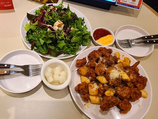 女子旅におすすめ！韓流衣装体験スタジオ ルミスペースでセルフ撮影＋韓国グルメ＋Nソウルタワー夜景観賞 話題のフォトシグネチャー体験も！＜夕食付／日本語ガイド＞