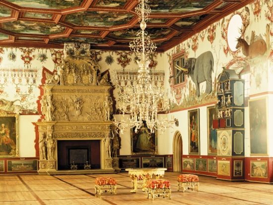 ロマンチック街道バスツアー　ローテンブルク＆ヴァイカースハイム城 ＜5～9月／英語ガイド／フランクフルト発＞