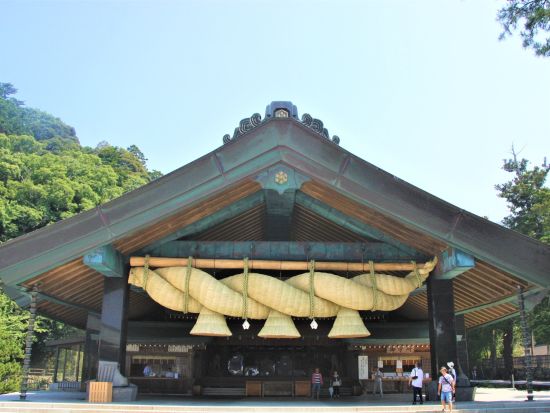 出雲周遊観光バス「しんわ号C」出雲大社＆日御碕神社＆島根ワイナリー