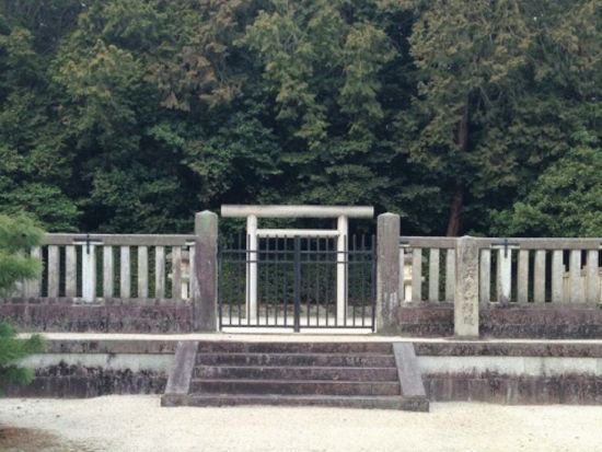 京都・山科ウォーキングツアー　地元ガイドと行く 天智天皇陵から旧東海道へ巡る旅＜2時間半／京都市＞