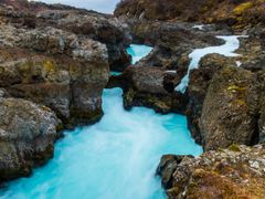 Iceland_Barnafoss_shutterstock_485769406