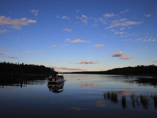 AURORA_VIEWING_BY_BOAT1