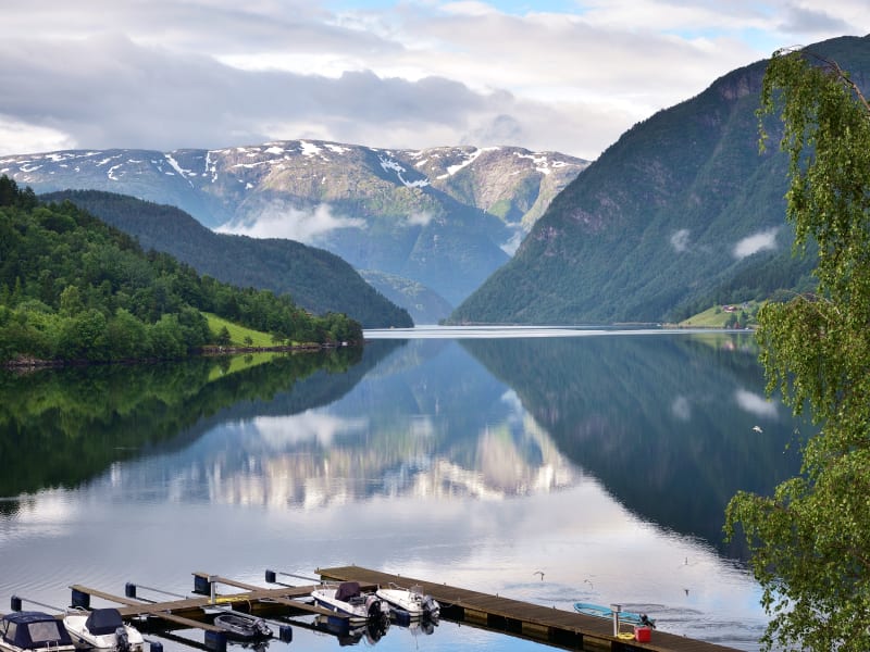 Ulviksfjord_AdobeStock_127319284