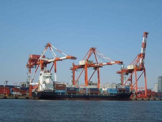 大井ガントリークレーン-scaled