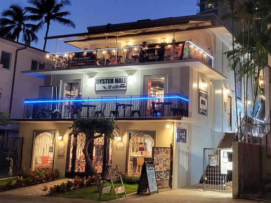 ジーニアス・ラウンジ（Genius Lounge）　夕食ミールクーポン　日本人シェフが作るローカルにも人気のハワイアンレストラン！