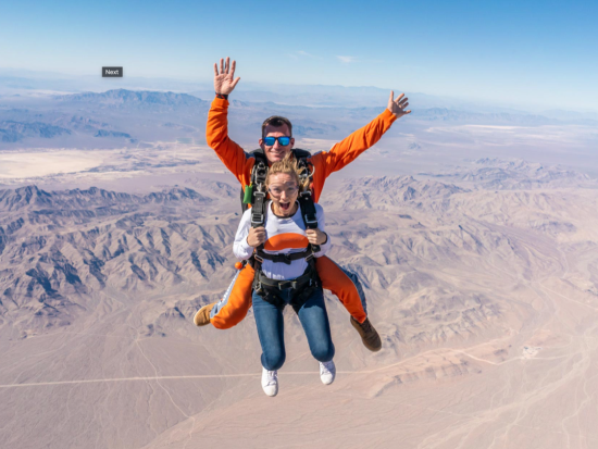 スカイダイビング体験　ラスベガスを上空4572メートルから楽しむ！ビデオ＆写真やカメラマン同行など豊富なプランをご用意by ゴージャンプラスベガス＜送迎付き＞