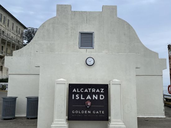 アルカトラズ島上陸　半日観光ツアー ＜日本語ガイド＞