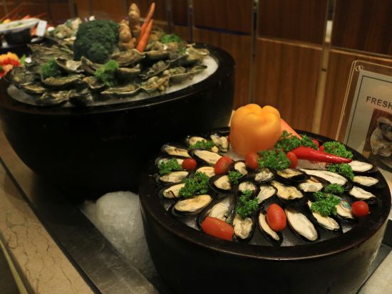 ラ・ブラッセリー（La Brasserie）食事券＆事前予約サービス　5つ星ホテルのシーフードビュッフェディナー ＜ホテルニッコーサイゴン内＞