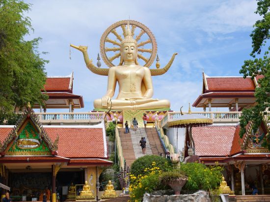 サムイ島観光ツアー　4WDジープで定番観光スポット巡り＆ジャングルのドライブを楽しむ ＜昼食付き／英語ガイド＞