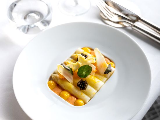 BC_Asperges blanches_Bertille Chabrolle