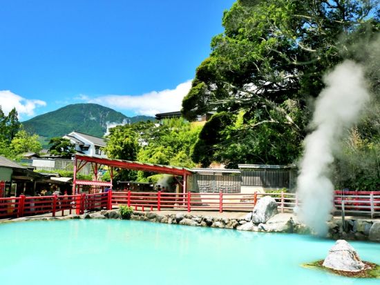 福岡発日帰りバスツアー　太宰府・大分コース　太宰府＆湯布院散策＋別府ロープウェイ＋かまど地獄 ラムネと温泉たまご付き ＜博多発着＞