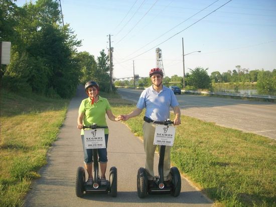 402874_499150580110461_751404579_n