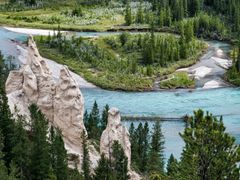 Canada_Banff_Hoodoos_shutterstock_180278165