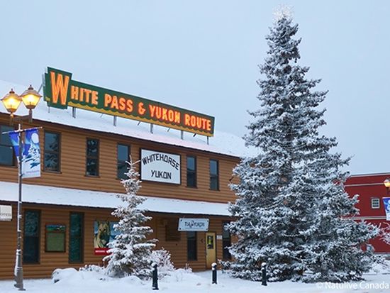 White-Pass-Yukon-Railroad-Station-Winter-02-600