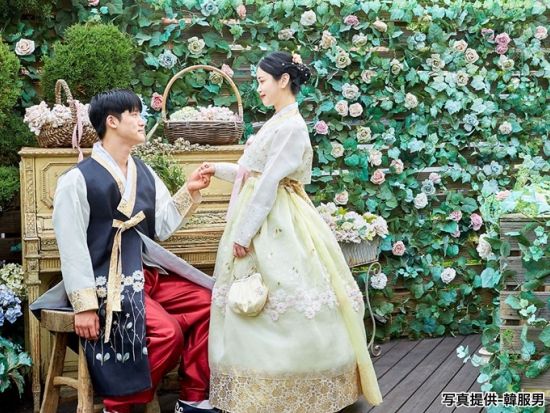 韓服レンタルクーポン【店舗名：韓服男（ハンボクナム）】伝統衣装を着て街歩きを楽しめる ＜景福宮店／女性・男性衣装＞