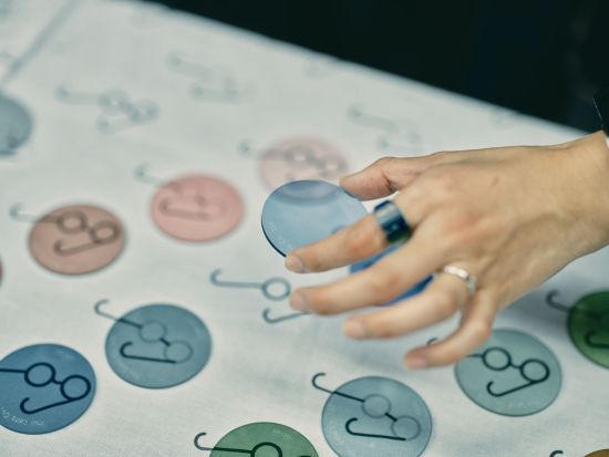 マイサングラス作り体験+工房見学 約300種類のレンズから選べる！ 10歳から参加OK＜1.5時間／鯖江市＞