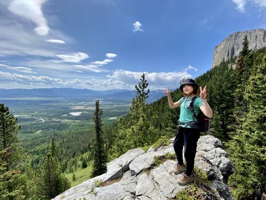 世界遺産カナディアンロッキー　日帰りハイキングツアー ＜5～10月／日本語ガイド＞by バンフトップツアーズ