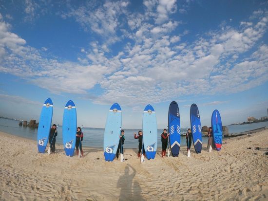 SUPで海上を優雅に満喫♪景色を眺めながらクルージング体験 SUPAパドルボードインストラクター引率で安心＜無料撮影／送迎あり／北谷発＞