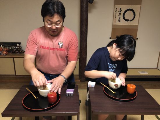茶道ミニ体験 初心者大歓迎！徳寿寺にて本格的なお抹茶を気軽に堪能 ＜宮島＞