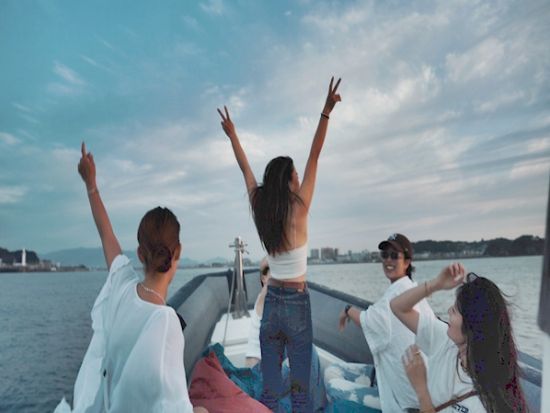 【完全貸切】江ノ島クルーズ 船上でゆったりと寛ぎながら美しい景色を堪能 ＜40分／2人～8名／江ノ島＞